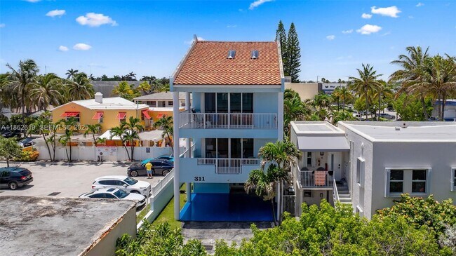 Building Photo - 311 N Surf Rd