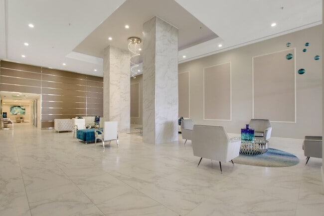 Building Photo - 5280 N Ocean Dr