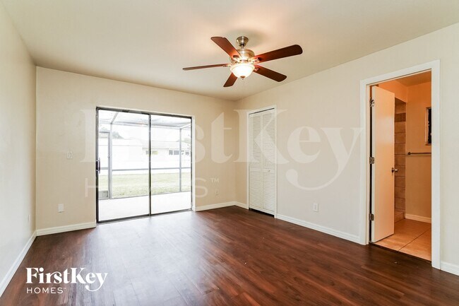 Building Photo - 17460 Oriole Rd