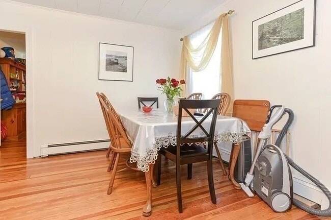 Building Photo - 36 Hollace St