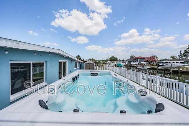 Building Photo - 13806 San Juan Ave