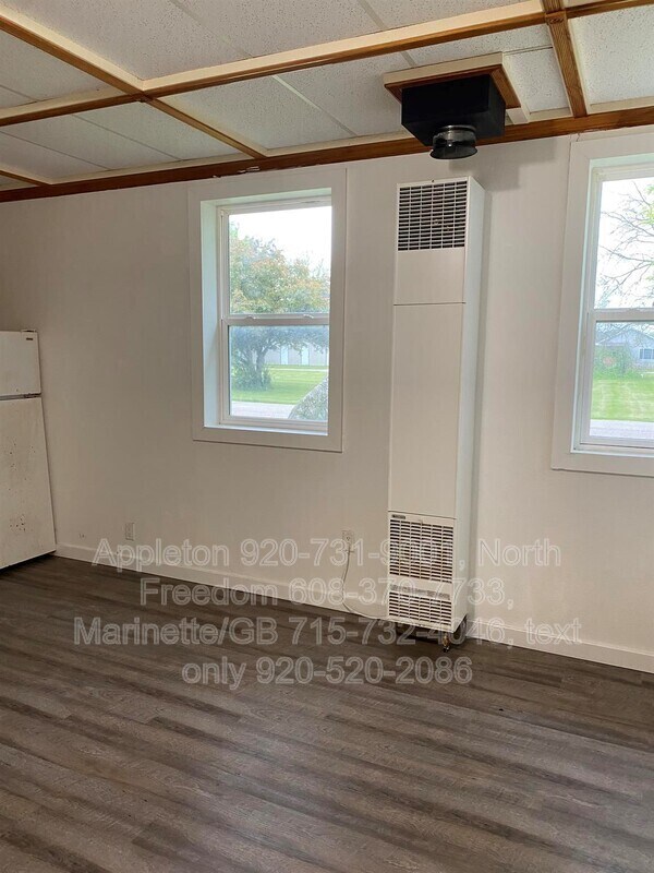 Building Photo - S7559 US 12 B1