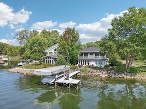 Building Photo - 2800 Tomahawk Ct