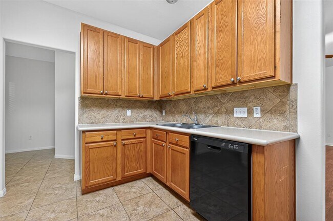 Building Photo - 11346 Glenforest Dr