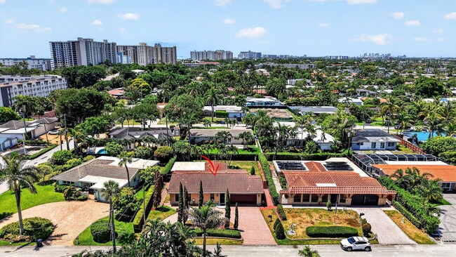 Building Photo - 2060 Tropic Isle
