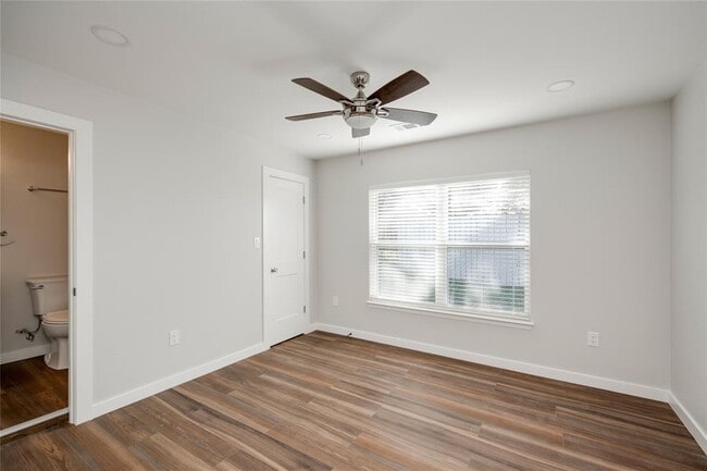 Building Photo - 809 N West St