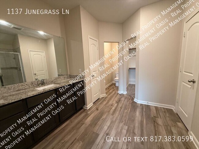 Building Photo - 1137 Junegrass Ln