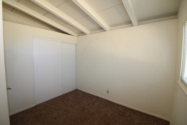 Building Photo - 3821 El Oro St