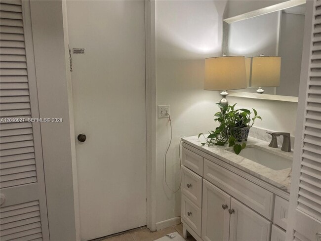 Building Photo - 9280 SW 123rd Ct