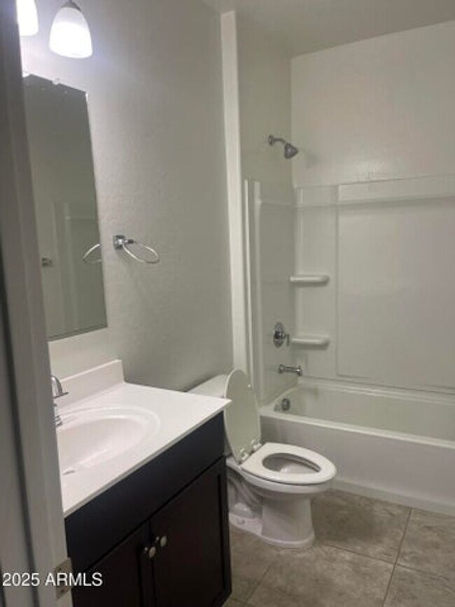 Building Photo - 4607 W Basil Ave