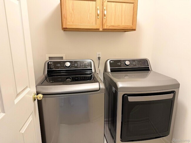 Building Photo - 3930 Forester Blvd