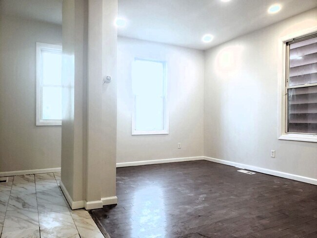 Building Photo - 222 Wilkinson Ave