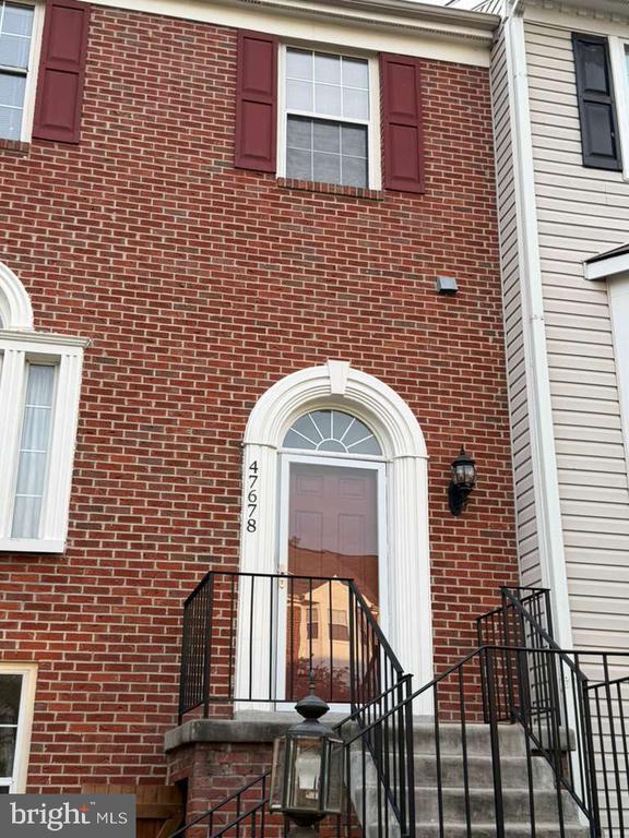 Building Photo - 47678 Comer Square