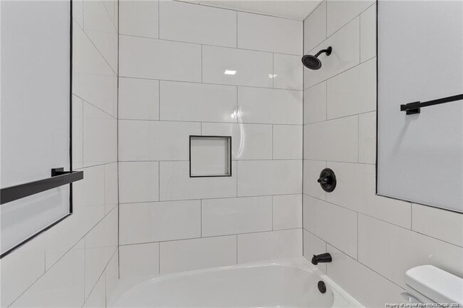 Building Photo - 714 Carnegie Dr