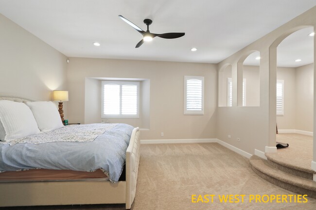 Building Photo - 27 Hathaway