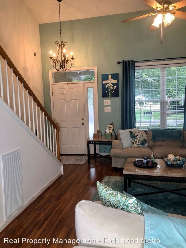 Building Photo - 8847 Providence Knoll Mews