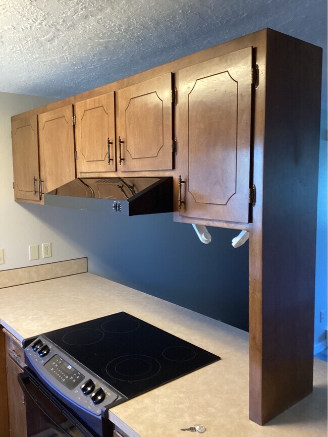 Building Photo - 1112 SW Hurbert St