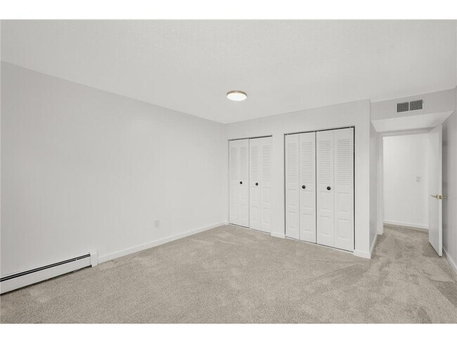 Building Photo - 7500 Cahill Rd