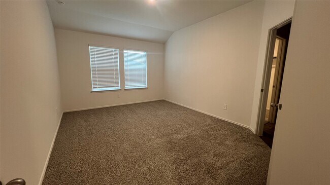 Building Photo - 3822 Zoeys Wy