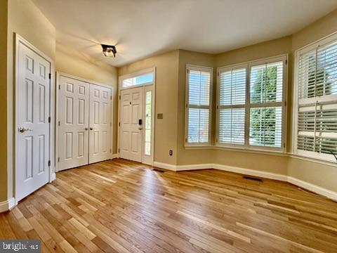 Building Photo - 832 Stonehurst Ct