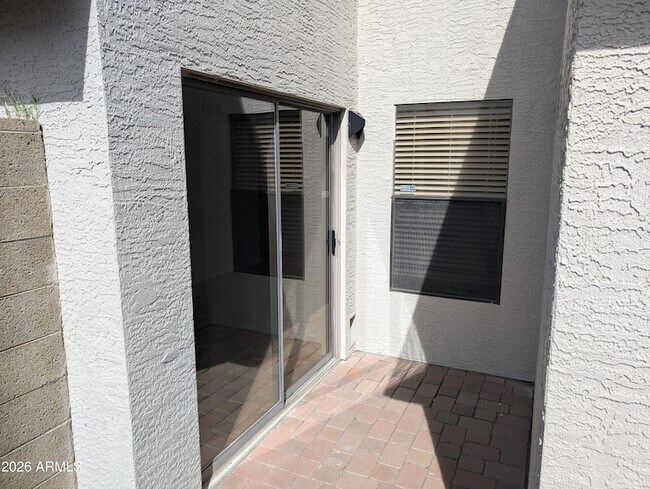 Building Photo - 11807 N 76th Ave