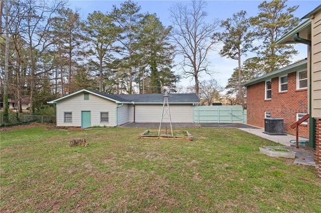 Building Photo - 798 Bank St SE