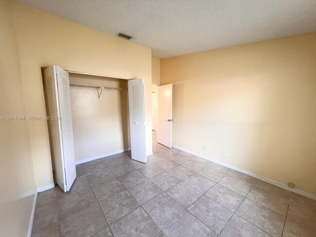 Building Photo - 3737 Mil-Lake Cir