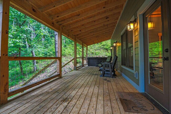 Building Photo - 2485 Waldens Creek Rd