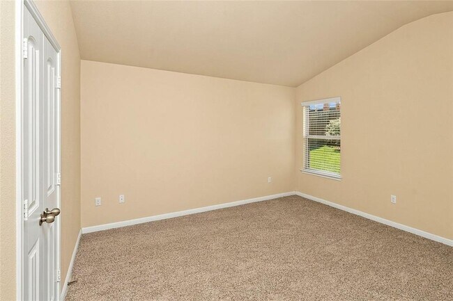 Building Photo - 516 Tula Trail