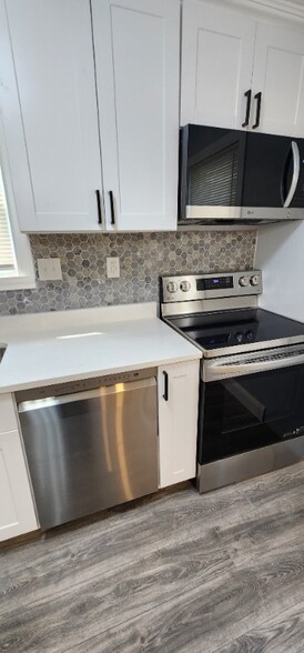 Building Photo - 9537 Granby St