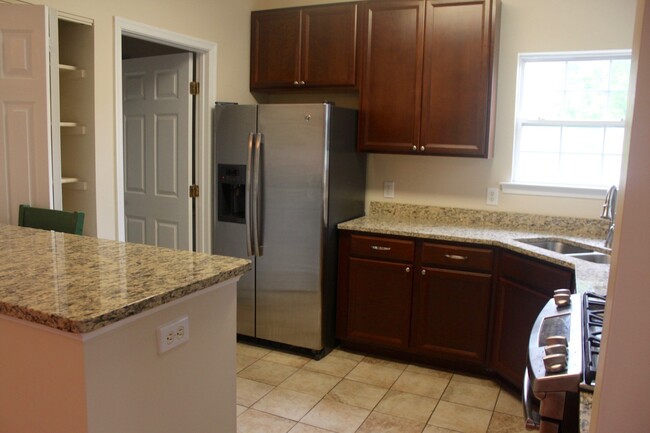 Building Photo - 1218 Wordsworth Ct