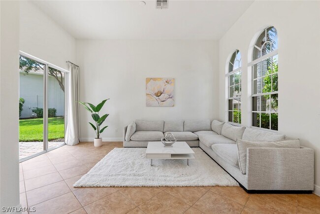 Building Photo - 12730 Aviano Dr