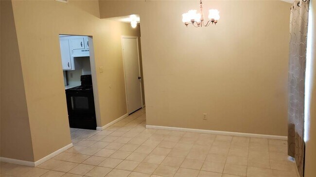 Building Photo - 1205 Anne Ave