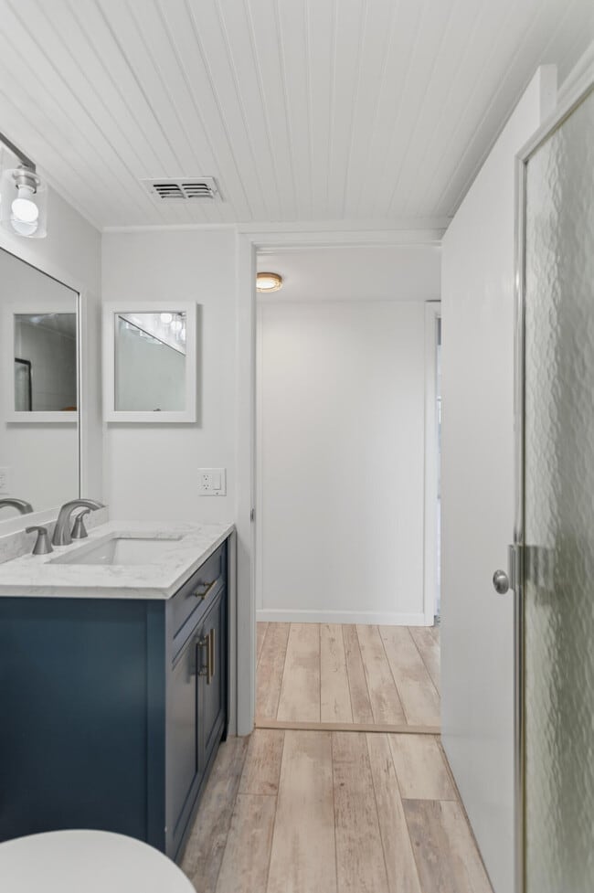 Building Photo - 9233 SW 8th St