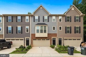 Building Photo - 4502 Joseph Bristow Ln