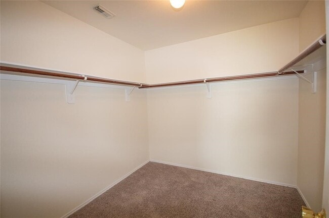 Building Photo - 22827 Sugar Bear Dr