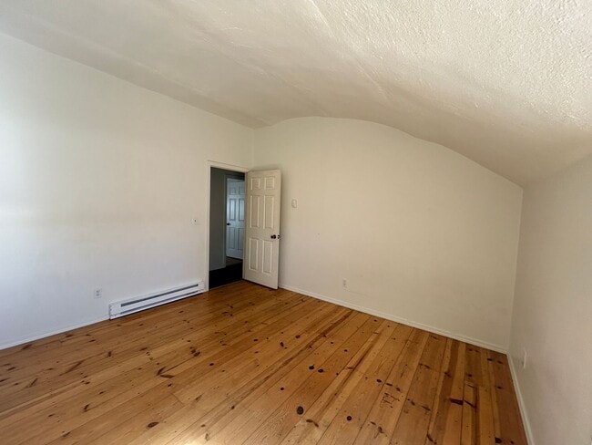 Building Photo - 576 3 Skalkaho Hwy