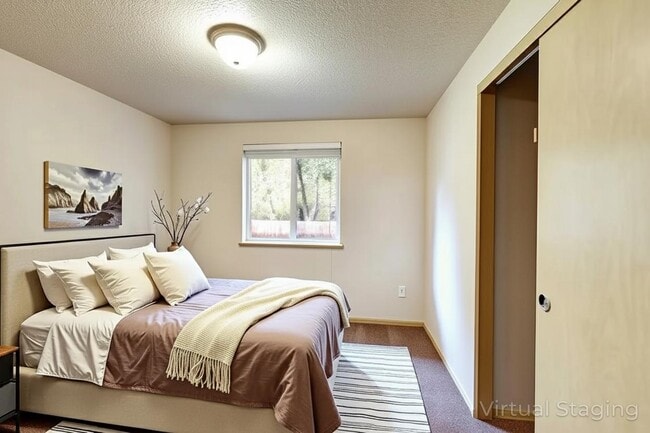 Building Photo - 2107 Willows Rd