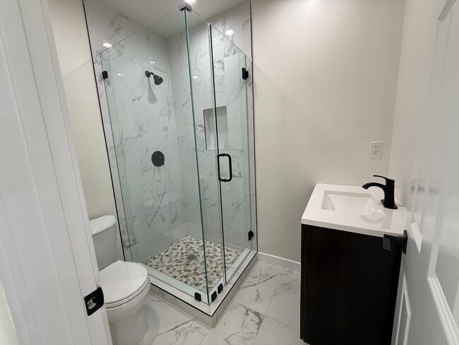 Building Photo - Stunning Fully Renovated Home in Prime Bur...
