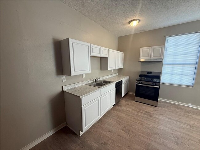 Building Photo - 36 Gulf St