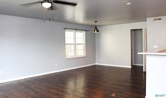 Building Photo - 351 Waters Edge Ln