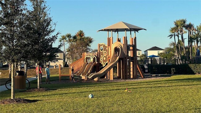 Building Photo - 692 Stoney Pointe Cir