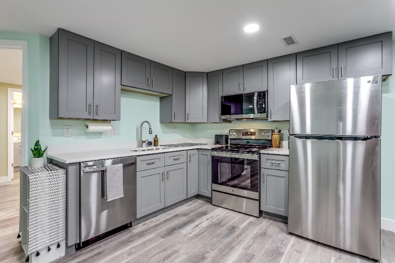 Building Photo - 15054 E Dartmouth Ave