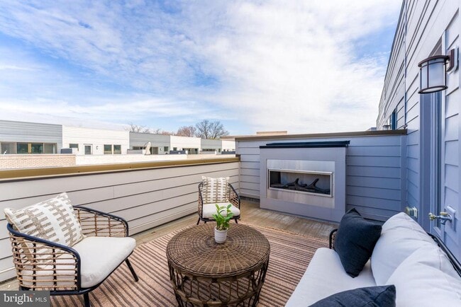 Building Photo - 12742 Verdant Wy