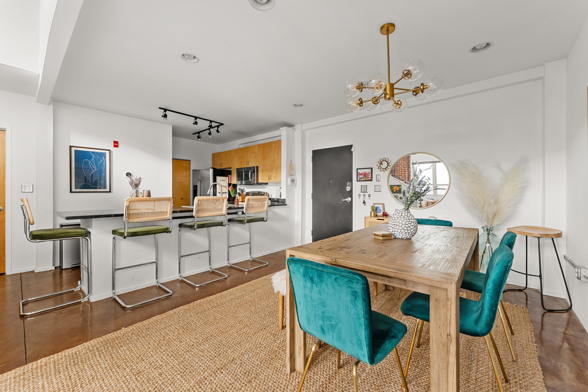 Building Photo - 195 Arizona Ave NE