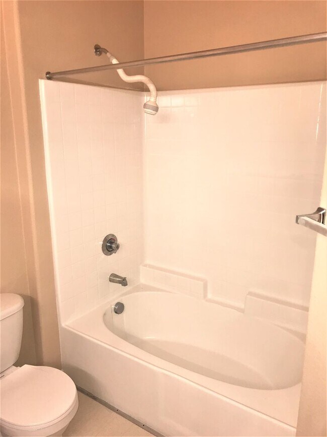 Building Photo - **SPECTACULAR - 2BEDROOM/2BATHROOM/1GARAGE/GATED CONDO (SOUTHERN & CRISMON)**