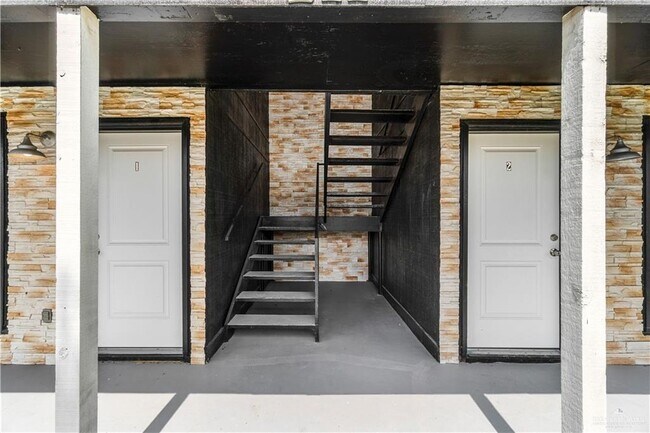 Building Photo - 22 Gastel Cir