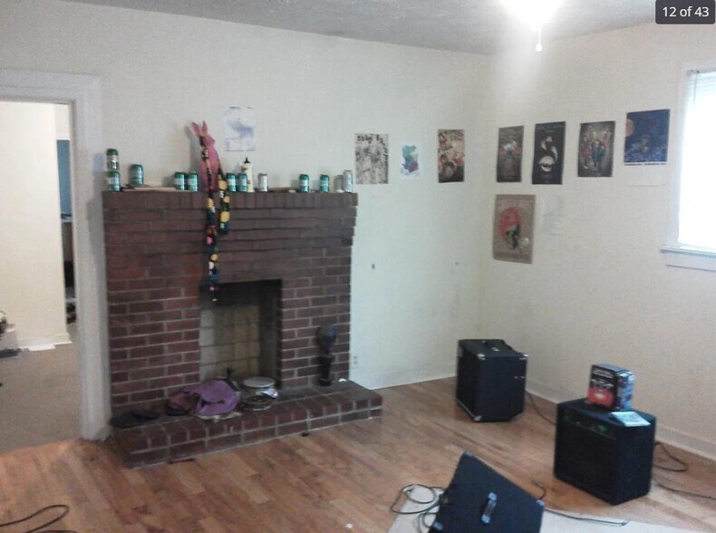 Building Photo - 341 Athens Ave