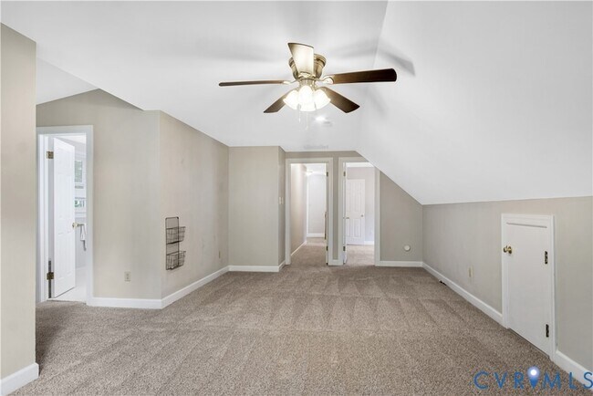 Building Photo - 107 Oak Ridge Ct