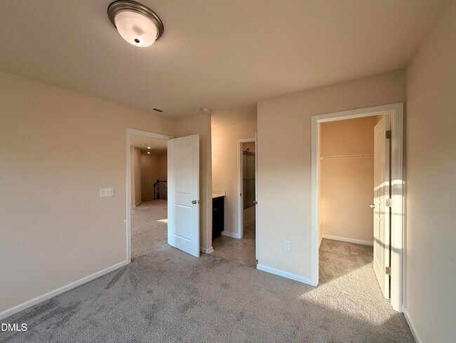 Building Photo - 3606 Autumn Creek Dr